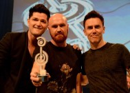 《剧本》的Danny O'Donoghue透露了乐队将以情感的方式纪念已故的乐队成员Mark Sheehan