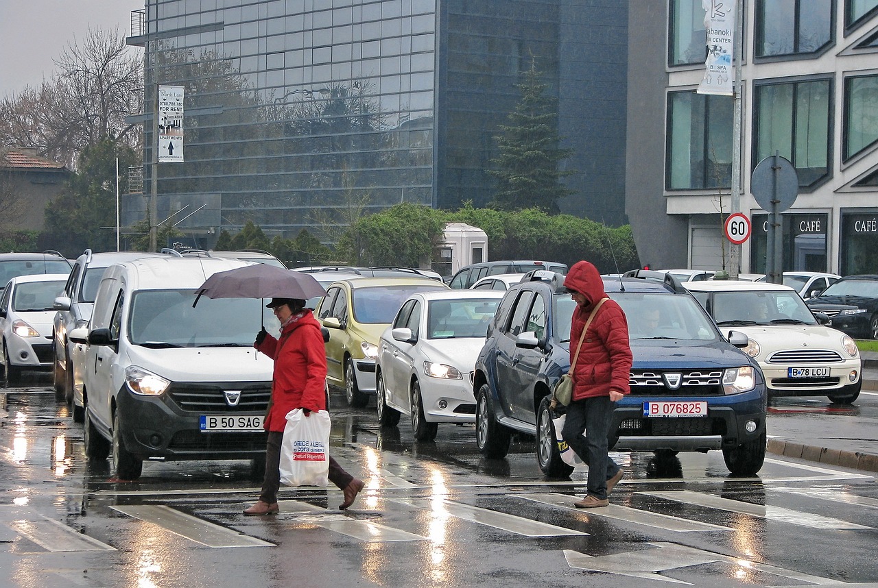 退役军人驾车撞人事件，反思与应对之道